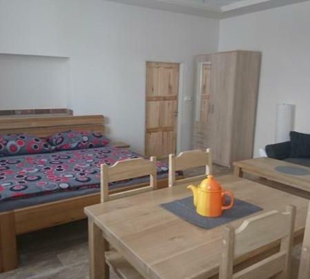 Business Apartman Zamberk Exterior photo